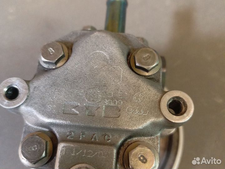Насос гидроусилителя Audi