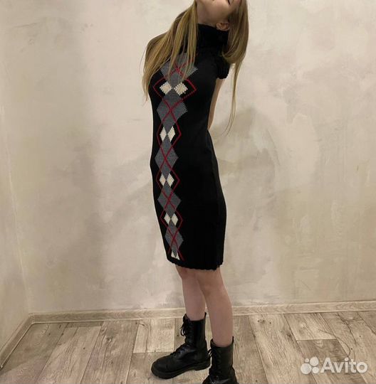 Вязаное платье