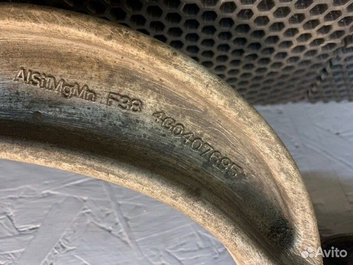 Рычаг подвески нижний передний левый Audi A6 C7