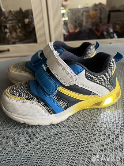 Кроссовки детские 30р Котофей