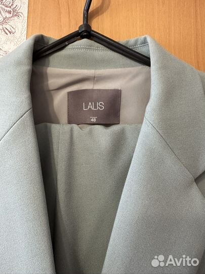 Костюм брючный