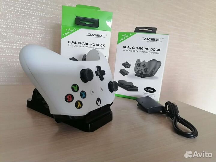Зарядная станция и 2 аккумулятора Xbox one