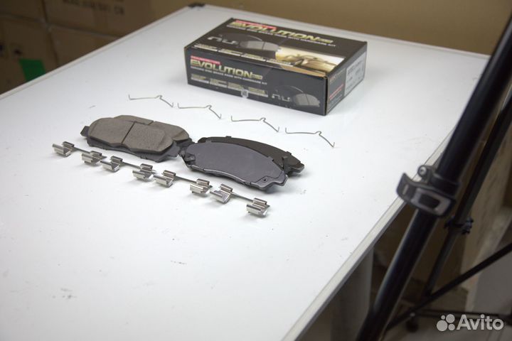 Передние колодки PowerStop на Cadillac XT5 XT6