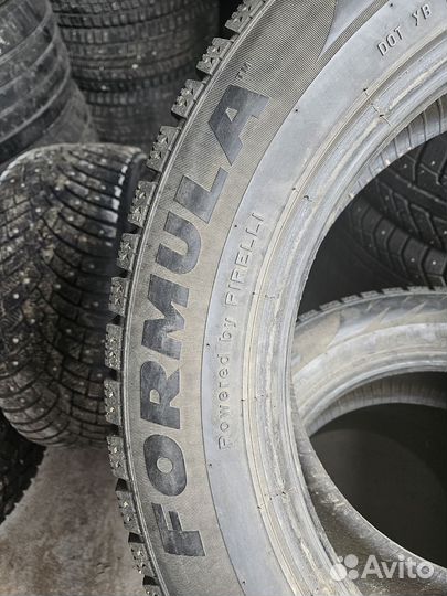 Pirelli Formula Ice 215/60 R17