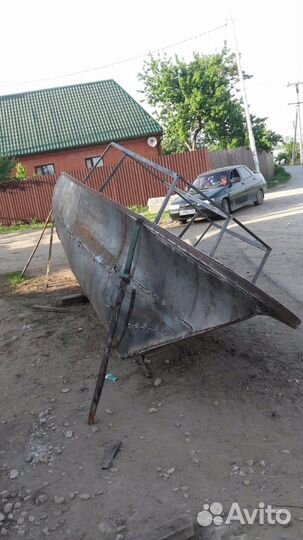 Лодка гулянка