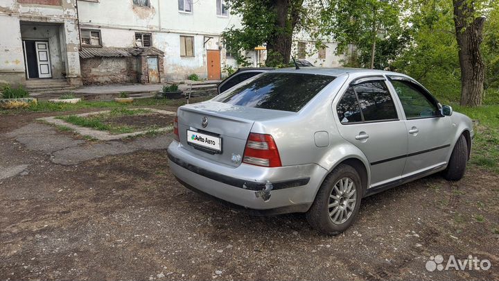 Volkswagen Jetta 2.0 AT, 2004, 283 500 км