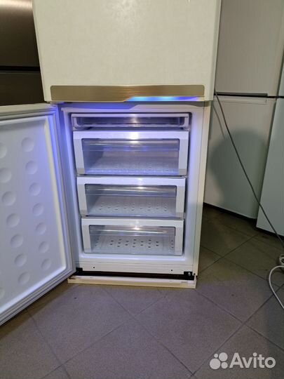 Холодильник samsung бежевый