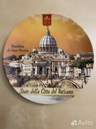 Настенная тарелка