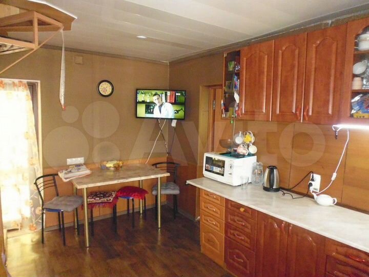 Дом 153 м² на участке 6 сот.