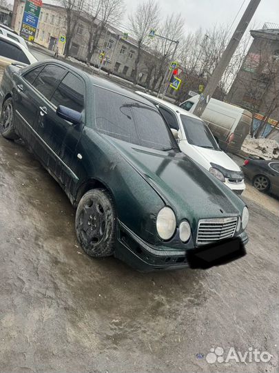 Mercedes-Benz E-класс 4.2 AT, 1997, 215 000 км