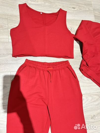 Костюм спортивный женский тройка 46