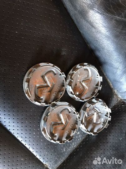 Колпачки колесные Infiniti