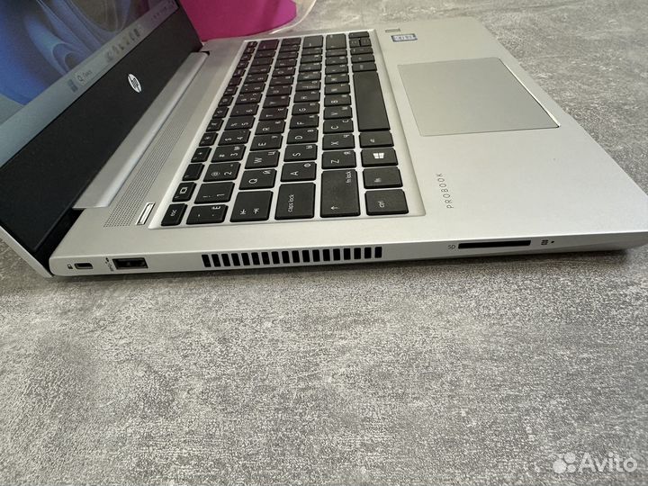 Ноутбук HP i3 8gb
