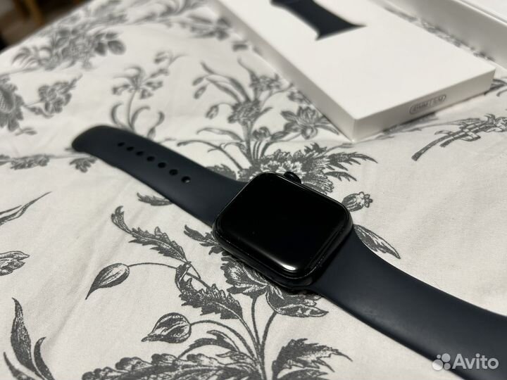 Часы apple watch se 40 mm