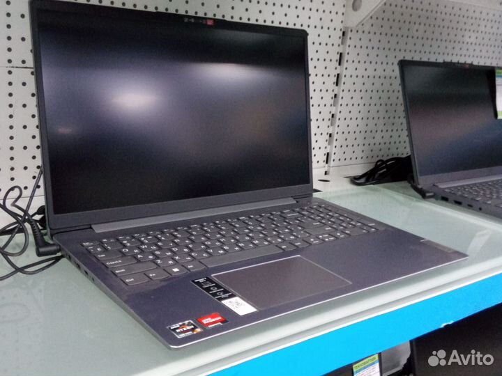 Lenovo 15Alc6