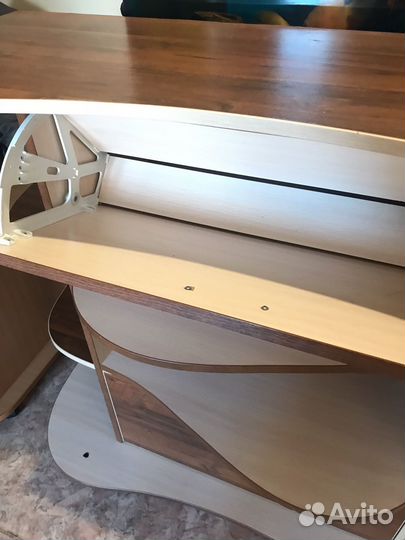 Тумба под телевизор