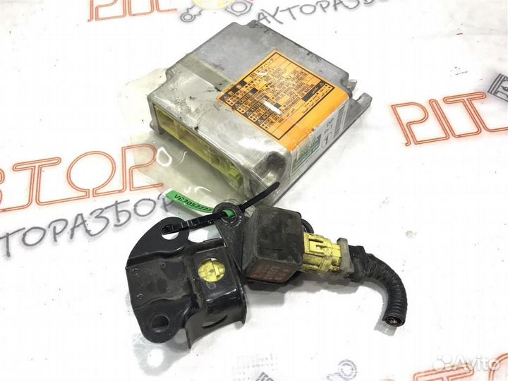 Блок управления AIR BAG Toyota Vista Ardeo (SV50)