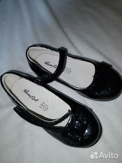 Туфли для девочки 26р
