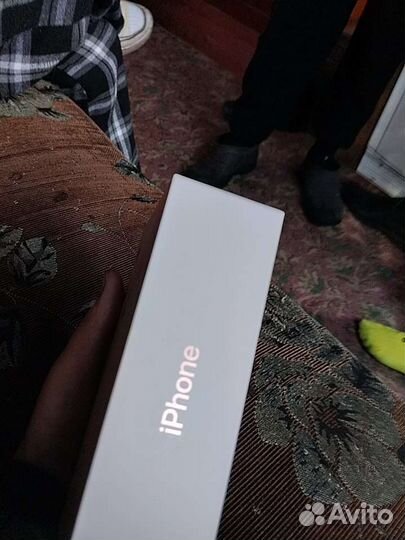 Коробка от телефона айфон 8