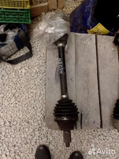 Привод передний левый Volkswagen Polo 5