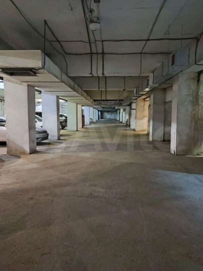 Машиноместо, 18 м²