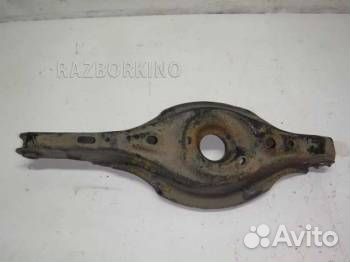 Рычаг задний нижний правый