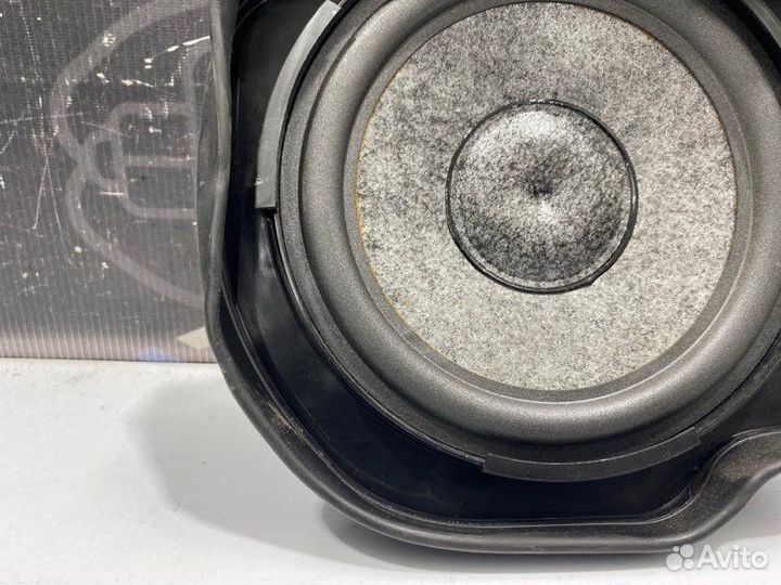 Динамик передний правый Volkswagen Touareg 7L AXQ