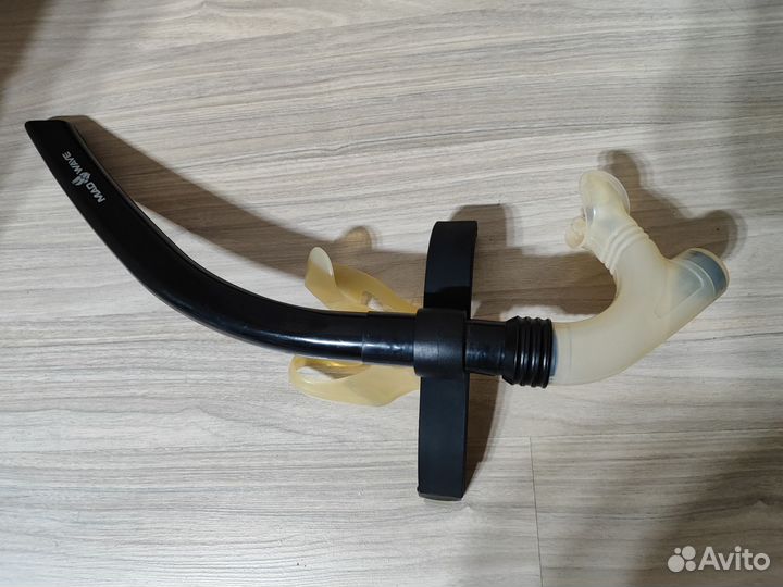 Трубка для спортивного плавания