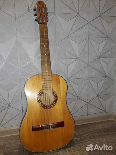 Классическая гитара