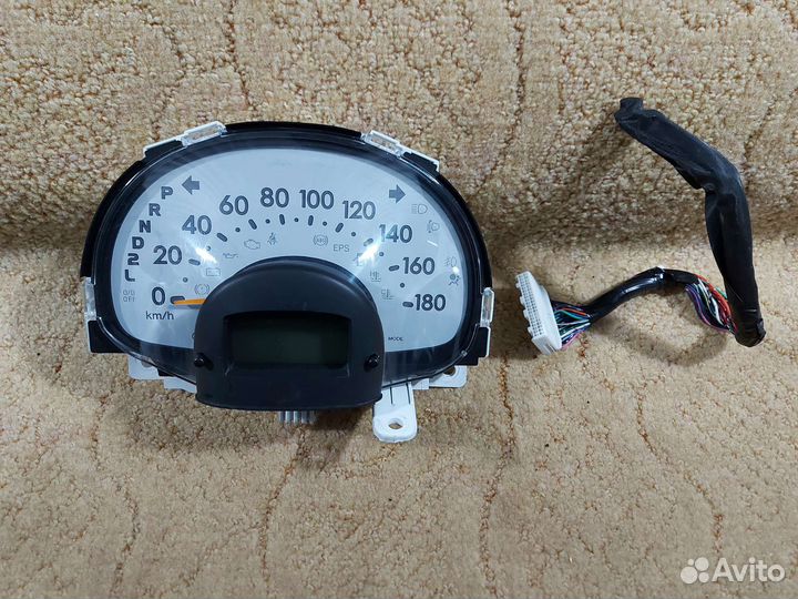 Щиток приборов toyota