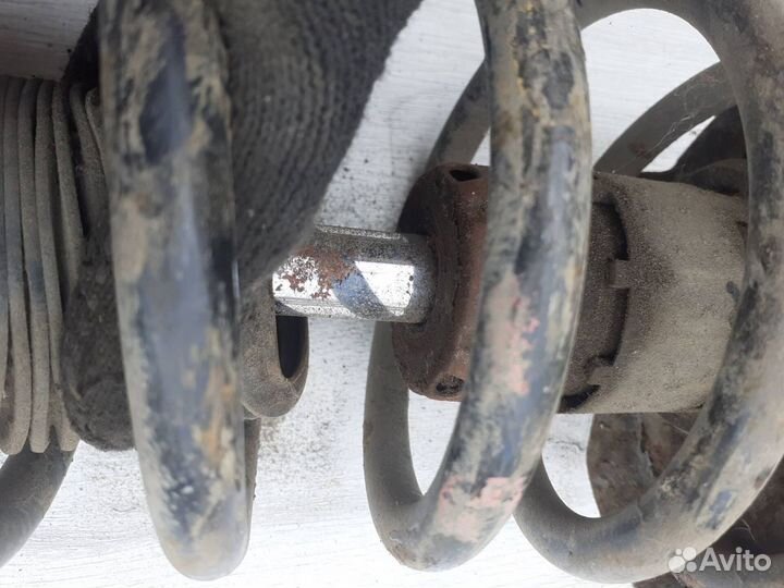 Стойка передняя правая Chery Amulet A15