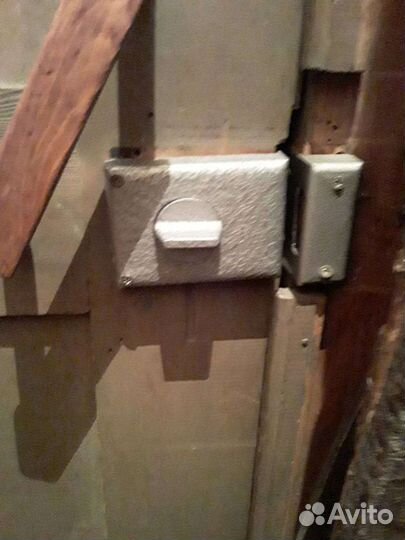 Вскрытие замков без видимых повреждений на двери