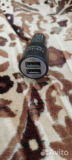 Автомобильное зарядное устройство interstep