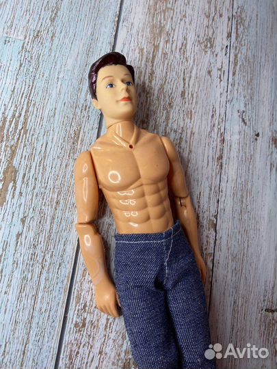 Кукла модель Кевин с гитарой