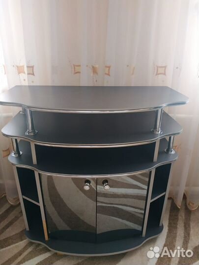 Тумба под телевизор