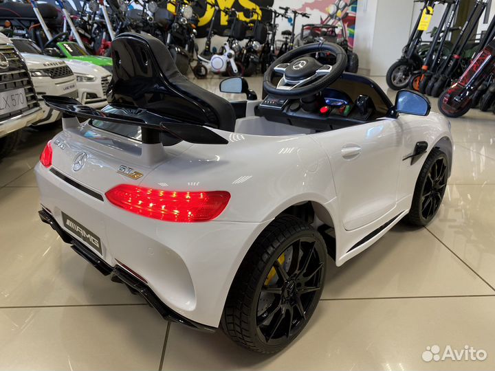 Электромобиль Mercedes Benz AMG GT R 2.4G