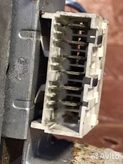 Двигатель от стиральной машины Leran