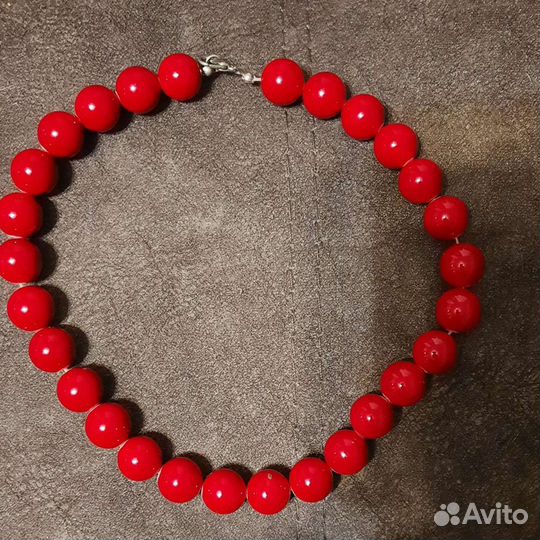 Комплект из коралла