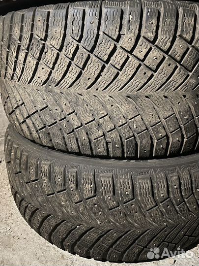 Michelin X-Ice North 4 245/45 R19 и 275/40 R19