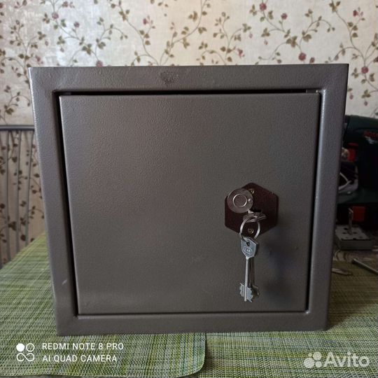 Ящик сейф металлический