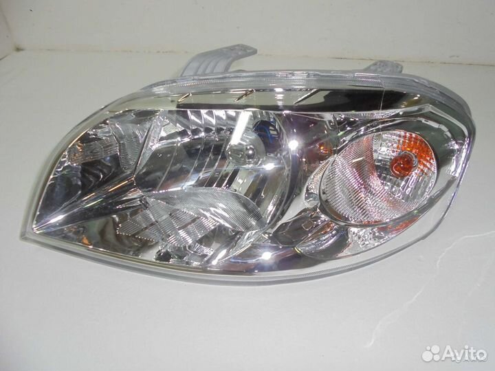 Фара левая Chevrolet Aveo