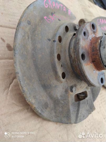 Поворотный кулак Granta,Kalina