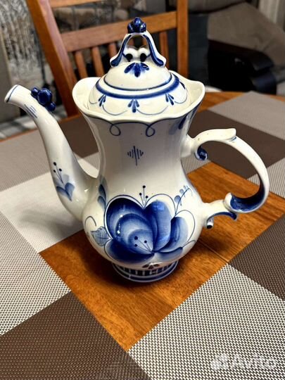 Набор столовой посуды, Гжель