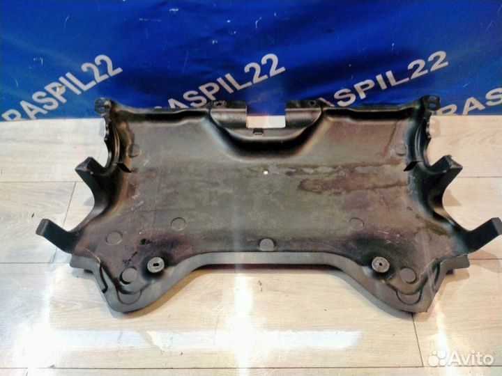 Защита двигателя Mercedes-Benz 212.036 E 250 212