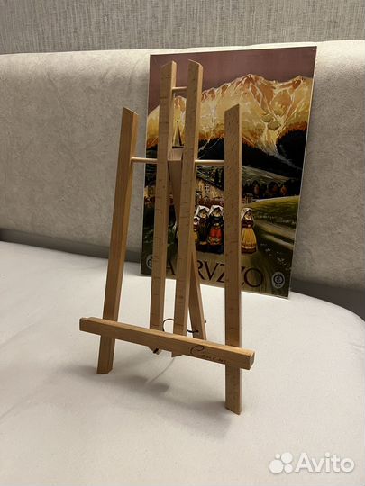 Мольберт маленький