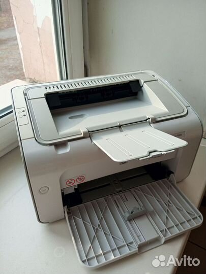 Продам принтер HP LaserJet P1005