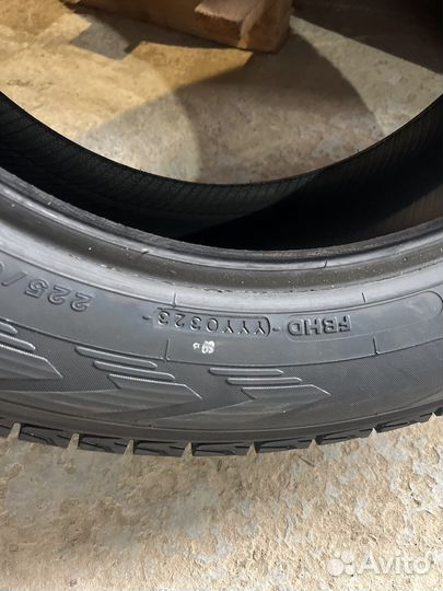 Yokohama Ice Guard G075 225/60 R18 100Q