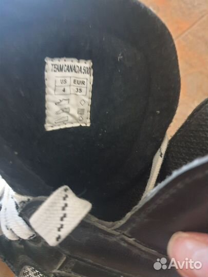 Коньки хоккейные 35 размер