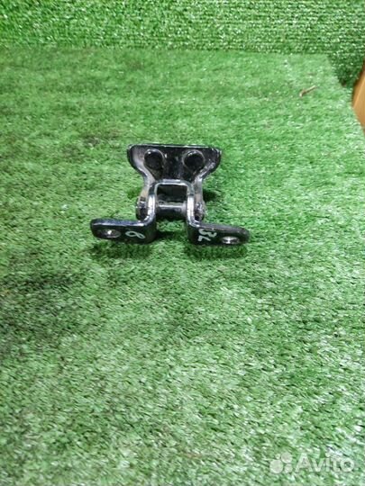 Петля двери задняя левая Mitsubishi Asx