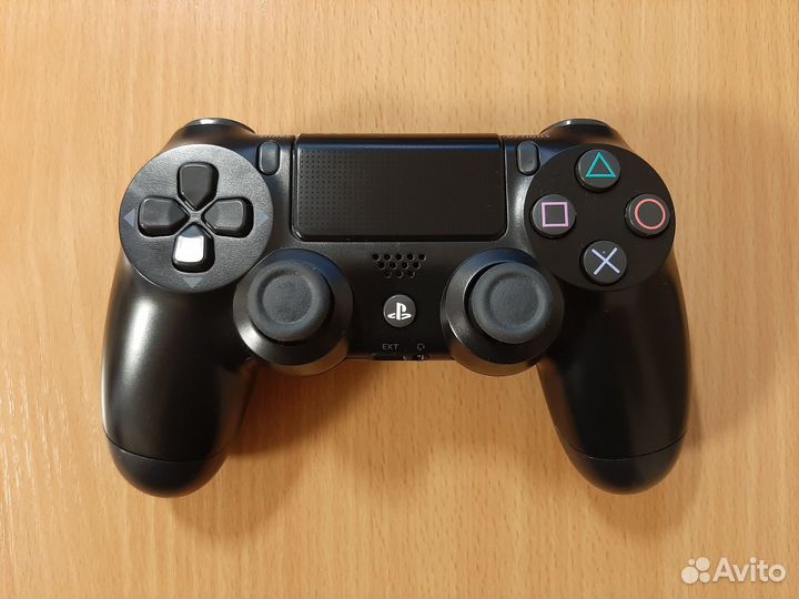 Джойстик PS4
